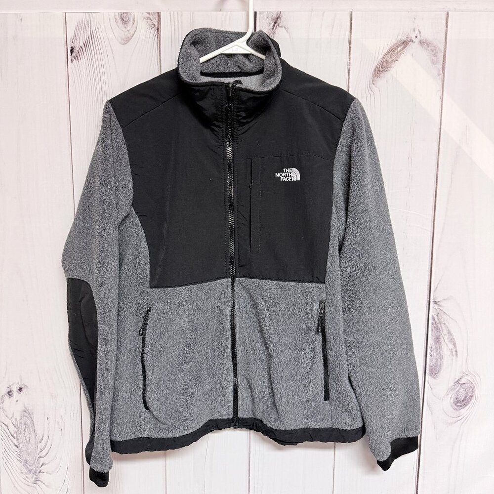The North Face Women’s Denali Jacket Medium‎ Gray with Black Overlay EUC